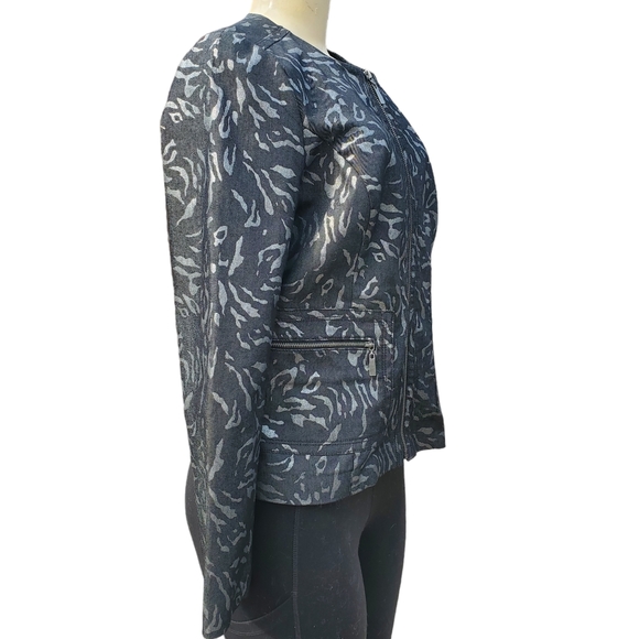 Dana Buchman Denim Blazer Jacket Front Zip O Neck Exotic Metallic Print Womens 4 - Picture 3 of 12